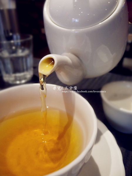 C.C.KISS Coffee&Cake：[台北市] 試吃  C.C.KISS Coffee&Cake  下午茶 姐妹聊天好去處~ 主打自己搭配冰棒配料!!