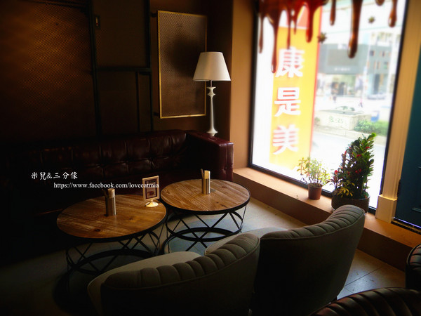 C.C.KISS Coffee&Cake：[台北市] 試吃  C.C.KISS Coffee&Cake  下午茶 姐妹聊天好去處~ 主打自己搭配冰棒配料!!