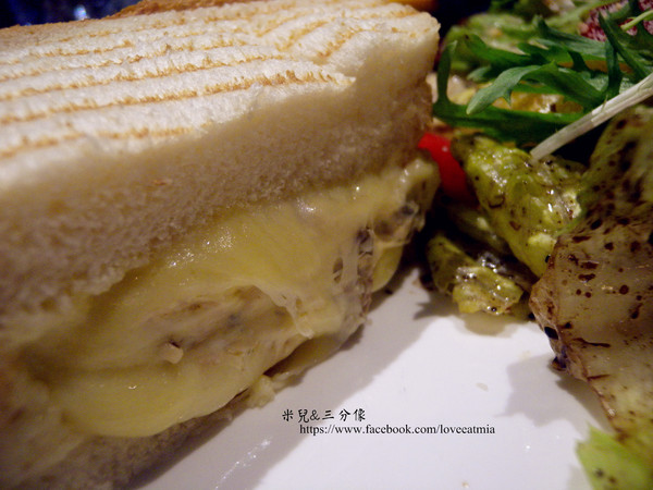 C.C.KISS Coffee&Cake：[台北市] 試吃  C.C.KISS Coffee&Cake  下午茶 姐妹聊天好去處~ 主打自己搭配冰棒配料!!