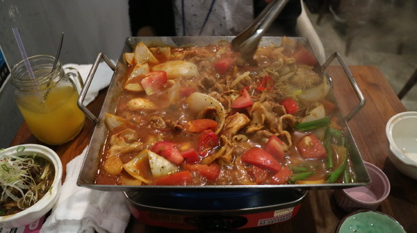 金太郎　ちりとり鍋　平盆鍋：【台北美食】金太郎ちりとり鍋平盆鍋，日式的韓食料理