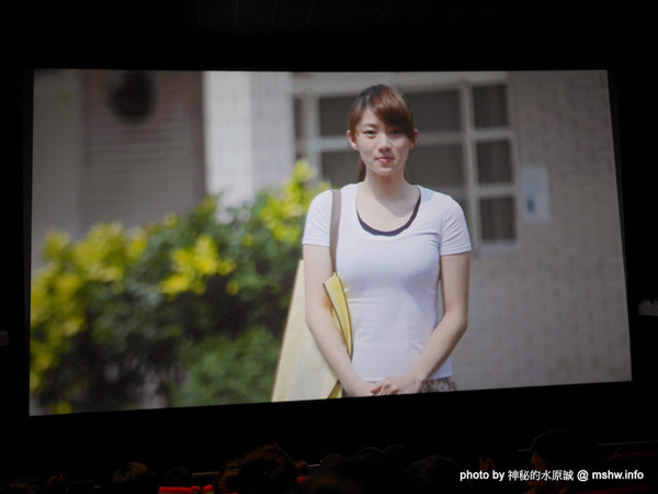 新竹大遠百威秀影城:【景點】新竹FE21 Vieshow Cinemas 4DX 大遠百威秀影城4DX全感官影廳@東區大遠百 : 坐在框體看電影,值回票價的體感遊戲,與鏡頭視角一起享受身歷其境的感動吧!!