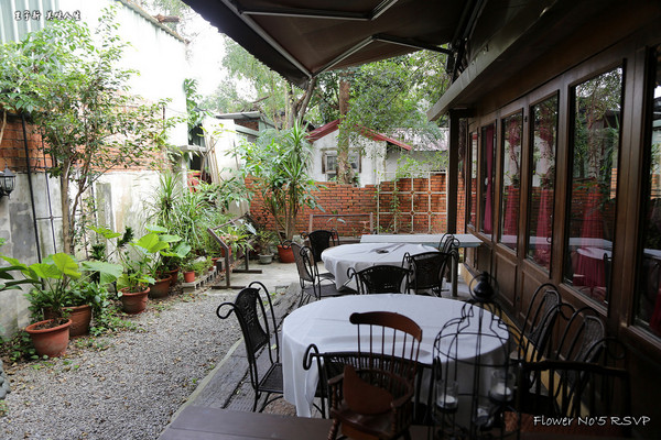 桂香-私宅 Flower  No'5  RSVP：桂香私宅 Flower No'5 RSVP 預約制歐陸私宅料理 台北中山區高級餐廳 皇家的奢華與細膩的菜色令人意猶未盡