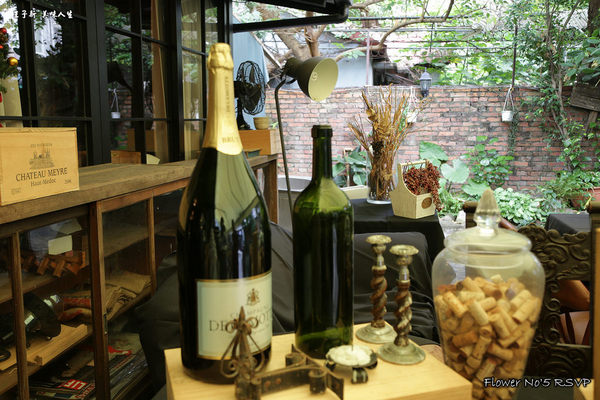 桂香-私宅 Flower  No'5  RSVP：桂香私宅 Flower No'5 RSVP 預約制歐陸私宅料理 台北中山區高級餐廳 皇家的奢華與細膩的菜色令人意猶未盡