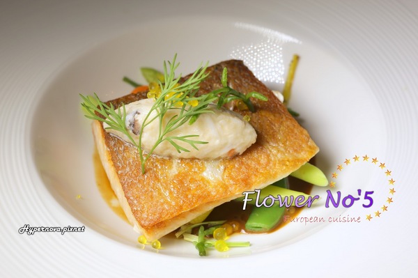 桂香-私宅 Flower  No'5  RSVP：桂香私宅 Flower No'5 RSVP 預約制歐陸私宅料理 台北中山區高級餐廳 皇家的奢華與細膩的菜色令人意猶未盡