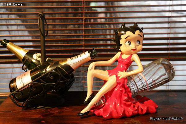 桂香-私宅 Flower  No'5  RSVP：桂香私宅 Flower No'5 RSVP 預約制歐陸私宅料理 台北中山區高級餐廳 皇家的奢華與細膩的菜色令人意猶未盡