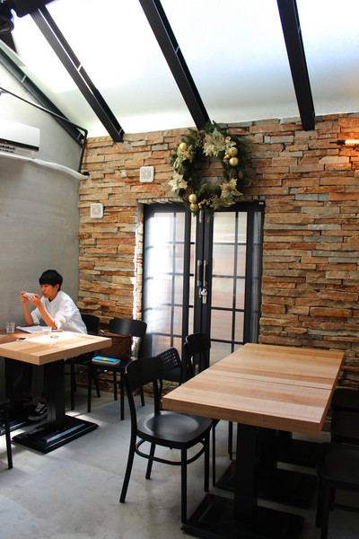 是吉咖啡：[台南]321藝術巷附近早午餐 是吉咖啡