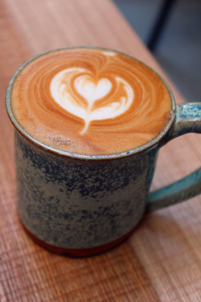 是吉咖啡：[台南]321藝術巷附近早午餐 是吉咖啡