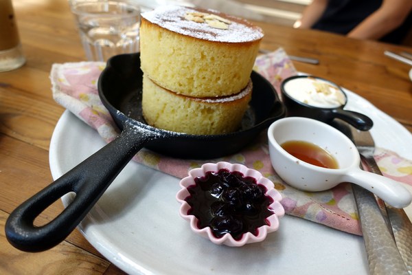 是吉咖啡:(胖樺食記)隱身老宅特色咖啡廳「是吉咖啡Cafe ichi」/台南北區公園路/鄰近321巷藝術聚落/不收一成服務費