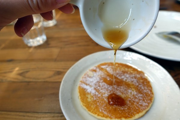 是吉咖啡:(胖樺食記)隱身老宅特色咖啡廳「是吉咖啡Cafe ichi」/台南北區公園路/鄰近321巷藝術聚落/不收一成服務費