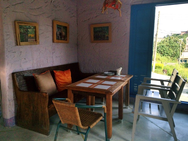 Luau ・ Pizza 柴寮披薩：新竹香山「Luau・Pizza」 柴寮披薩＠學區山林中邊吃邊渡假