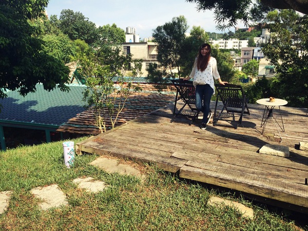 Luau ・ Pizza 柴寮披薩：新竹香山「Luau・Pizza」 柴寮披薩＠學區山林中邊吃邊渡假