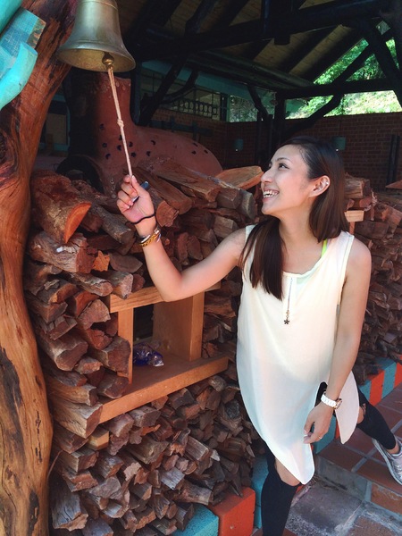 Luau ・ Pizza 柴寮披薩：新竹香山「Luau・Pizza」 柴寮披薩＠學區山林中邊吃邊渡假