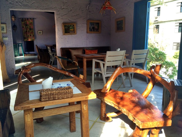 Luau ・ Pizza 柴寮披薩：新竹香山「Luau・Pizza」 柴寮披薩＠學區山林中邊吃邊渡假