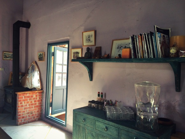 Luau ・ Pizza 柴寮披薩：新竹香山「Luau・Pizza」 柴寮披薩＠學區山林中邊吃邊渡假