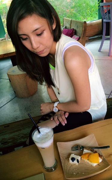 Luau ・ Pizza 柴寮披薩：新竹香山「Luau・Pizza」 柴寮披薩＠學區山林中邊吃邊渡假