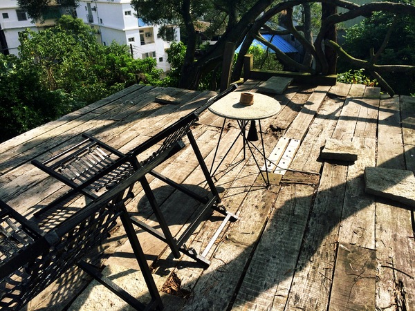 Luau ・ Pizza 柴寮披薩：新竹香山「Luau・Pizza」 柴寮披薩＠學區山林中邊吃邊渡假