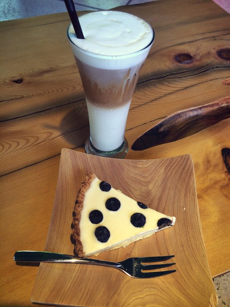 Luau ・ Pizza 柴寮披薩：新竹香山「Luau・Pizza」 柴寮披薩＠學區山林中邊吃邊渡假