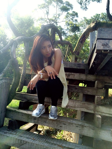 Luau ・ Pizza 柴寮披薩：新竹香山「Luau・Pizza」 柴寮披薩＠學區山林中邊吃邊渡假