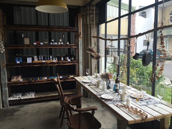 波波廚房：美食三合一讓你一次滿足-[墾丁/恆春]迷路餐桌計畫波波廚房+沃土義式冰淇淋+JR自然麵包舖