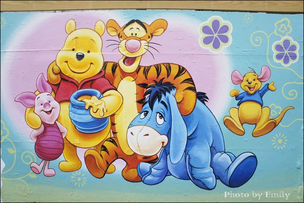 仁武後安村彩繪：╠高雄。遊記╣超夯卡通電影版彩繪吸睛度破表~☆【仁武後安彩繪 村】冰雪奇緣、變形金剛、逗逗蟲、小公主蘇菲亞、姆姆抱抱、馴龍高手、、等,走入卡頻道中,小朋友快樂遊!