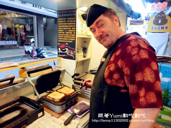 熱樂煎爆漿乳酪三明治:【台南食記-中西區】五星主廚快餐車前進台南國華街!限時限量六日才有!!雙乳酪爆漿古巴三明治起司控不可錯過『熱樂煎爆漿乳酪三明治LULU.JOHN』@跟著Yumi尤美美動吃動吃(用餐日期:2014年6月27日)