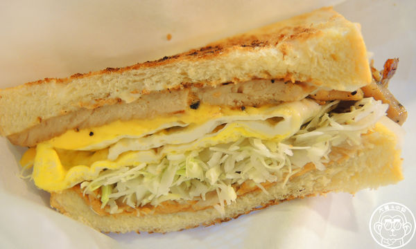 弗列斯 Fresh House：呷飽祙【台北大安･弗列斯 Fresh House】24小時營業的炭烤吐司