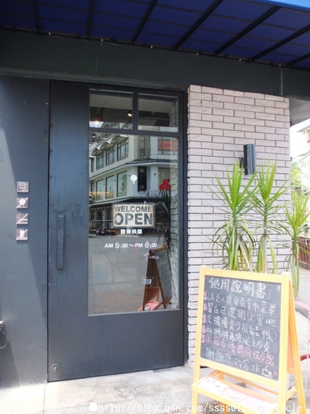 卡菲 小食光 咖啡館:【美食特搜。屏東市】卡菲小食光咖啡館(屏東中正店)。啟動週末放肆慵懶模式 補充活力的小時光