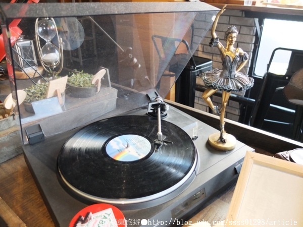 卡菲 小食光 咖啡館:【美食特搜。屏東市】卡菲小食光咖啡館(屏東中正店)。啟動週末放肆慵懶模式 補充活力的小時光