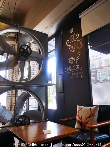 卡菲 小食光 咖啡館:【美食特搜。屏東市】卡菲小食光咖啡館(屏東中正店)。啟動週末放肆慵懶模式 補充活力的小時光