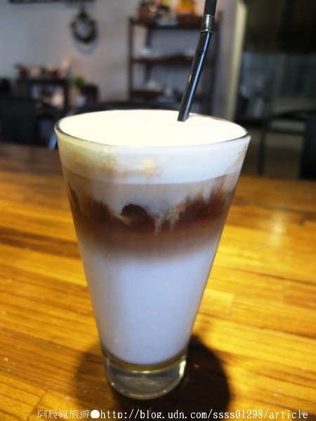 卡菲 小食光 咖啡館:【美食特搜。屏東市】卡菲小食光咖啡館(屏東中正店)。啟動週末放肆慵懶模式 補充活力的小時光