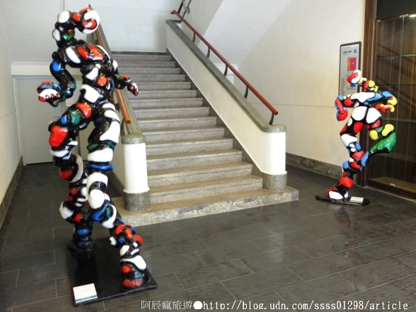 屏東市中山公園：【半日遊行程規劃】屏東市半日輕鬆玩。Eske Place、屏東美術館、一碗豆腐、屏東書院、發財車旗魚黑輪、中山公園