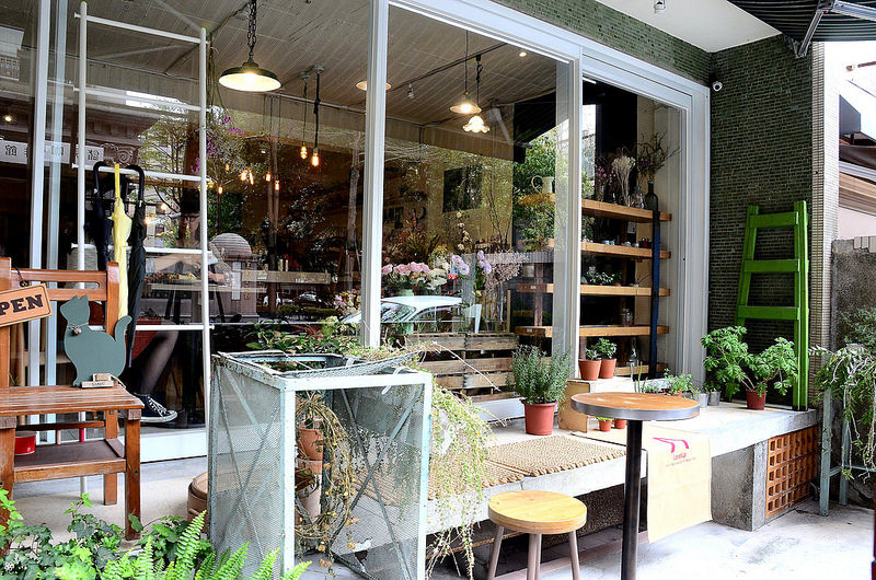 儲房咖啡館菜單台北怎麼去捷運地址營業時間乾燥花 (1)