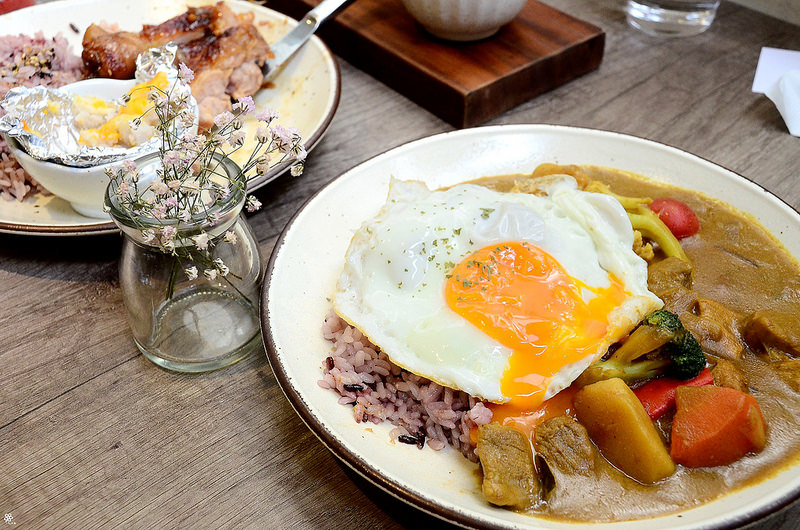 儲房咖啡館菜單台北怎麼去捷運地址營業時間乾燥花 (53)