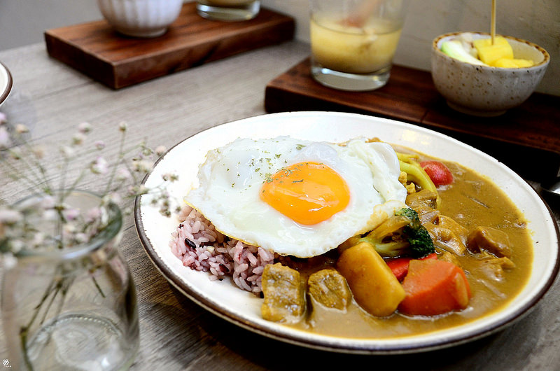 儲房咖啡館菜單台北怎麼去捷運地址營業時間乾燥花 (42)