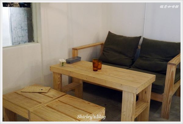 儲房咖啡館:松江南京站‧儲房咖啡館