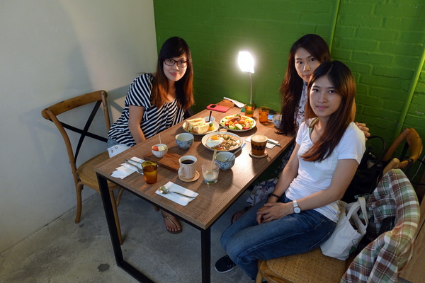 儲房咖啡館:(胖樺食記)松江南京站推薦餐廳「儲房咖啡館」,文青風格餐點美味/不限時/WIFI/熱沙拉/下午茶/乾燥花/安靜