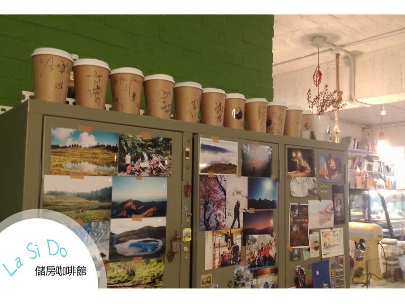 【台北市大安區】儲房咖啡 ♥ 充滿花藝氣息 瀰漫空氣中的小清新 (2).jpg