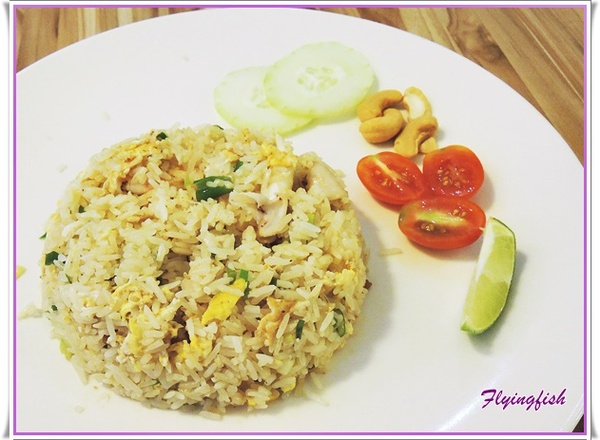 東央貢。泰食堂:✜ 價格討喜、無論單人或多人皆適宜滴泰國平民美食 - 「東央貢。泰食堂」٩(๑❛ᴗ❛๑)۶