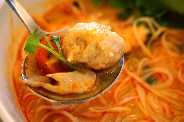 東央貢。泰食堂:行天宮 - 東央貢 : 道地泰國味