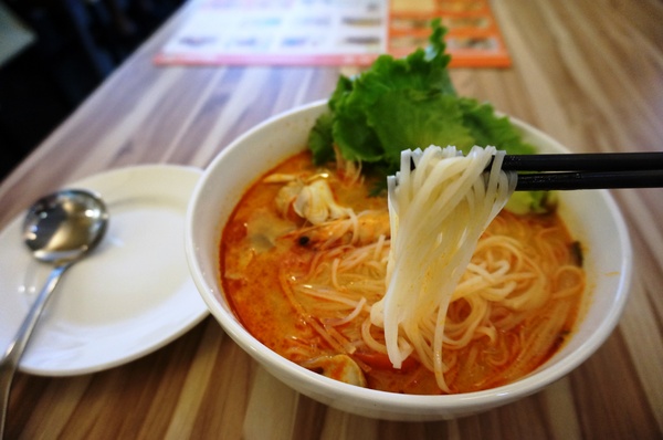 東央貢。泰食堂:行天宮 - 東央貢 : 道地泰國味