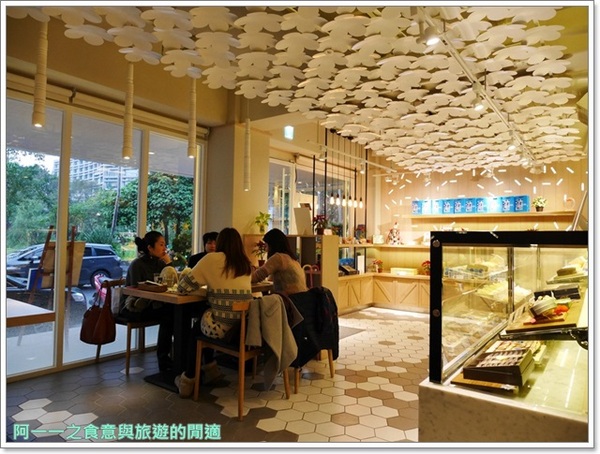 LeTAO小樽洋菓子舖(松菸店):LeTAO小樽洋菓子舖 松菸店~北海道小樽人氣甜點,現在台灣就吃得到