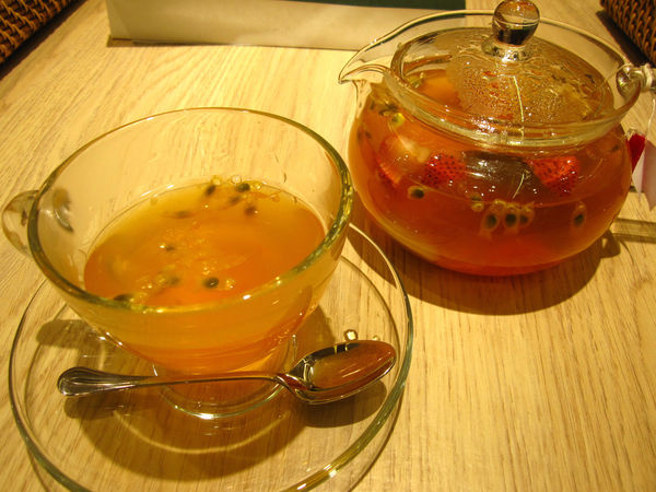 LeTAO洋果子舖 (松菸店)(KONAYUKI 粉雪 北海道 Style Cafe):【台北市】松山文創園區週邊北海道超人氣洋果子舖-LeTAO松菸店