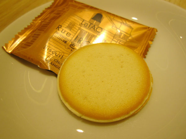 LeTAO洋果子舖 (松菸店)(KONAYUKI 粉雪 北海道 Style Cafe):【台北市】松山文創園區週邊北海道超人氣洋果子舖-LeTAO松菸店