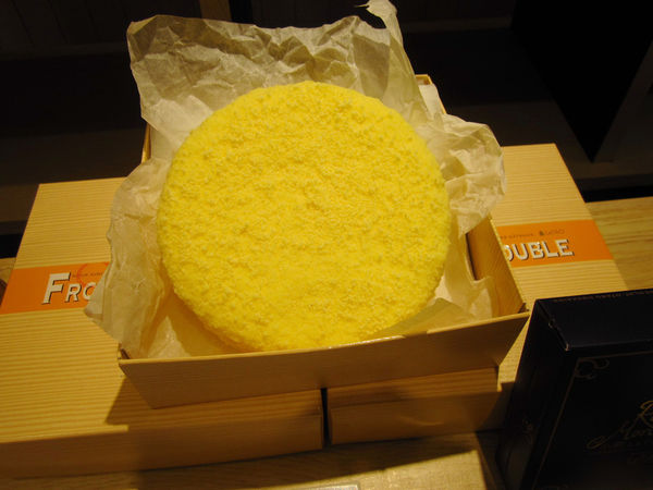 LeTAO洋果子舖 (松菸店)(KONAYUKI 粉雪 北海道 Style Cafe):【台北市】松山文創園區週邊北海道超人氣洋果子舖-LeTAO松菸店