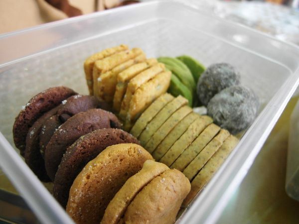 秉醇烘焙坊：口碑券23【宅配】秉醇烘焙坊。滿滿愛的手做餅乾