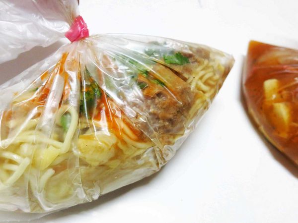 【新莊】無名早餐餐車-紅糟肉圓、肉燥炒麵