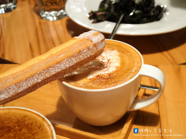 這里 Cafe & Restaurant:〖台中│美食〗這里 Cafe & Restaurant ❤ 咖啡輕食料理&親子友善餐廳,甜點超讚,還有平價又美味的商業午餐唷~~