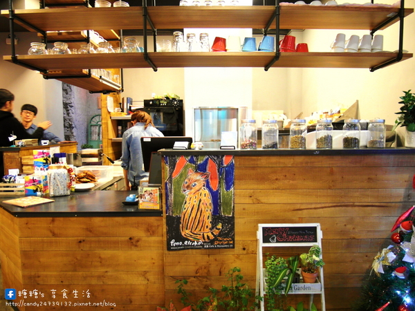 這里 Cafe & Restaurant:〖台中│美食〗這里 Cafe & Restaurant ❤ 咖啡輕食料理&親子友善餐廳,甜點超讚,還有平價又美味的商業午餐唷~~