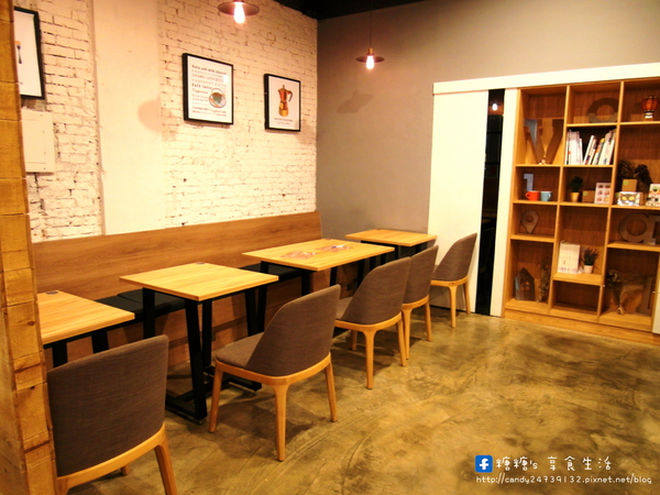 這里 Cafe & Restaurant:〖台中│美食〗這里 Cafe & Restaurant ❤ 咖啡輕食料理&親子友善餐廳,甜點超讚,還有平價又美味的商業午餐唷~~