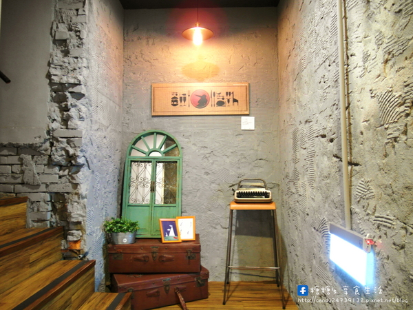 這里 Cafe & Restaurant:〖台中│美食〗這里 Cafe & Restaurant ❤ 咖啡輕食料理&親子友善餐廳,甜點超讚,還有平價又美味的商業午餐唷~~